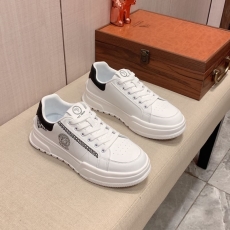 Versace Low Shoes